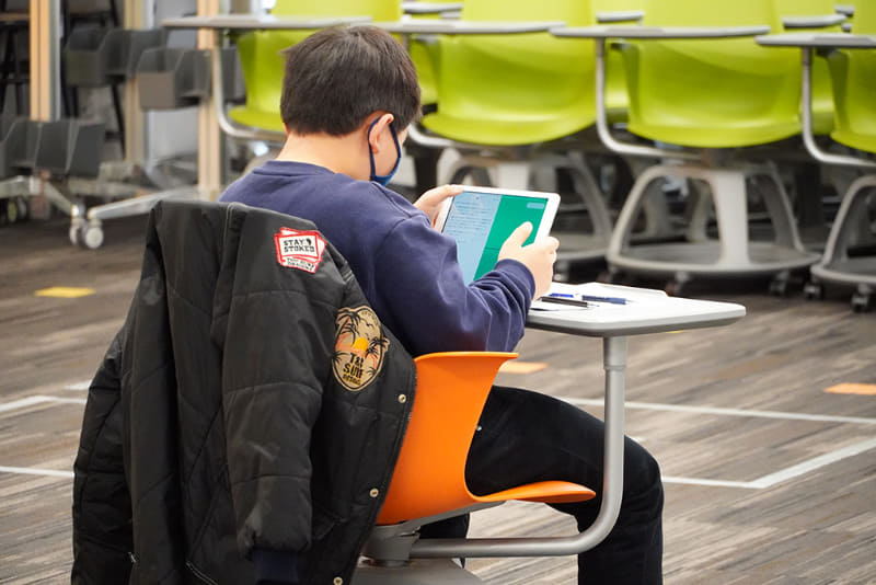 スフィロのアプリでプログラムを組み立てる