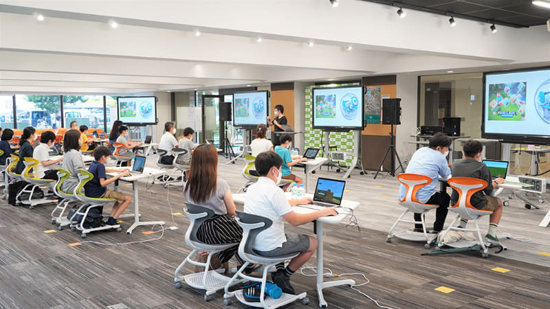 2020年9月に開催された、マインクラフトのプログラミング教室の様子