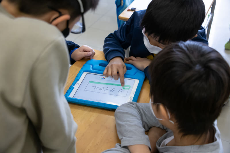 アドバイスを受けて、どのように修正するのがいいか試行錯誤する