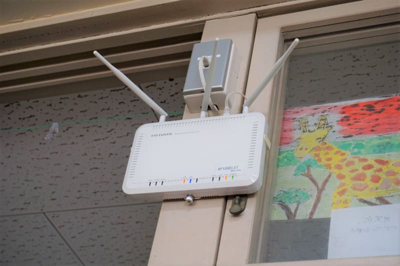 各教室に設置されたアクセスポイント