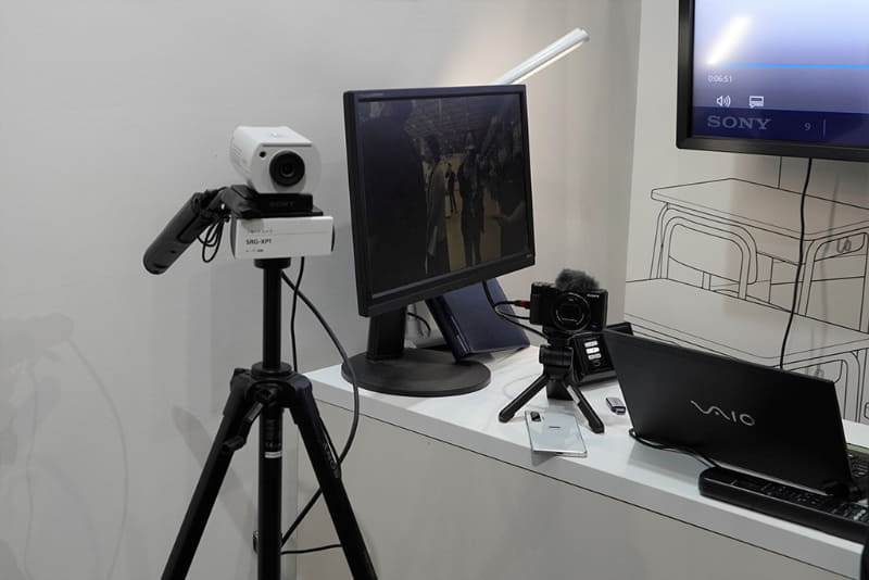 リモートカメラ「SRG-XP1」とデジタルカメラ「ZV-1」