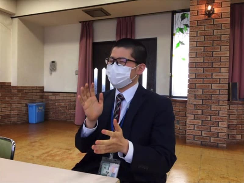 松原市立河合小学校6年生担任の高橋倫久教諭