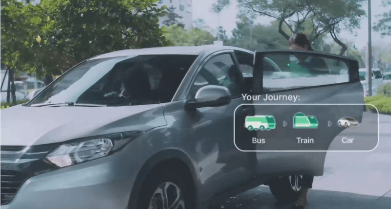 体験価値を創出するDXの具体例として、東南アジアで普及する配車アプリ「Grab」の動画を紹介。Grabは移動を便利にするだけでなく、乗客やドライバーに対して食事のデリバリーやファイナンスなど、様々なサービスを提供している