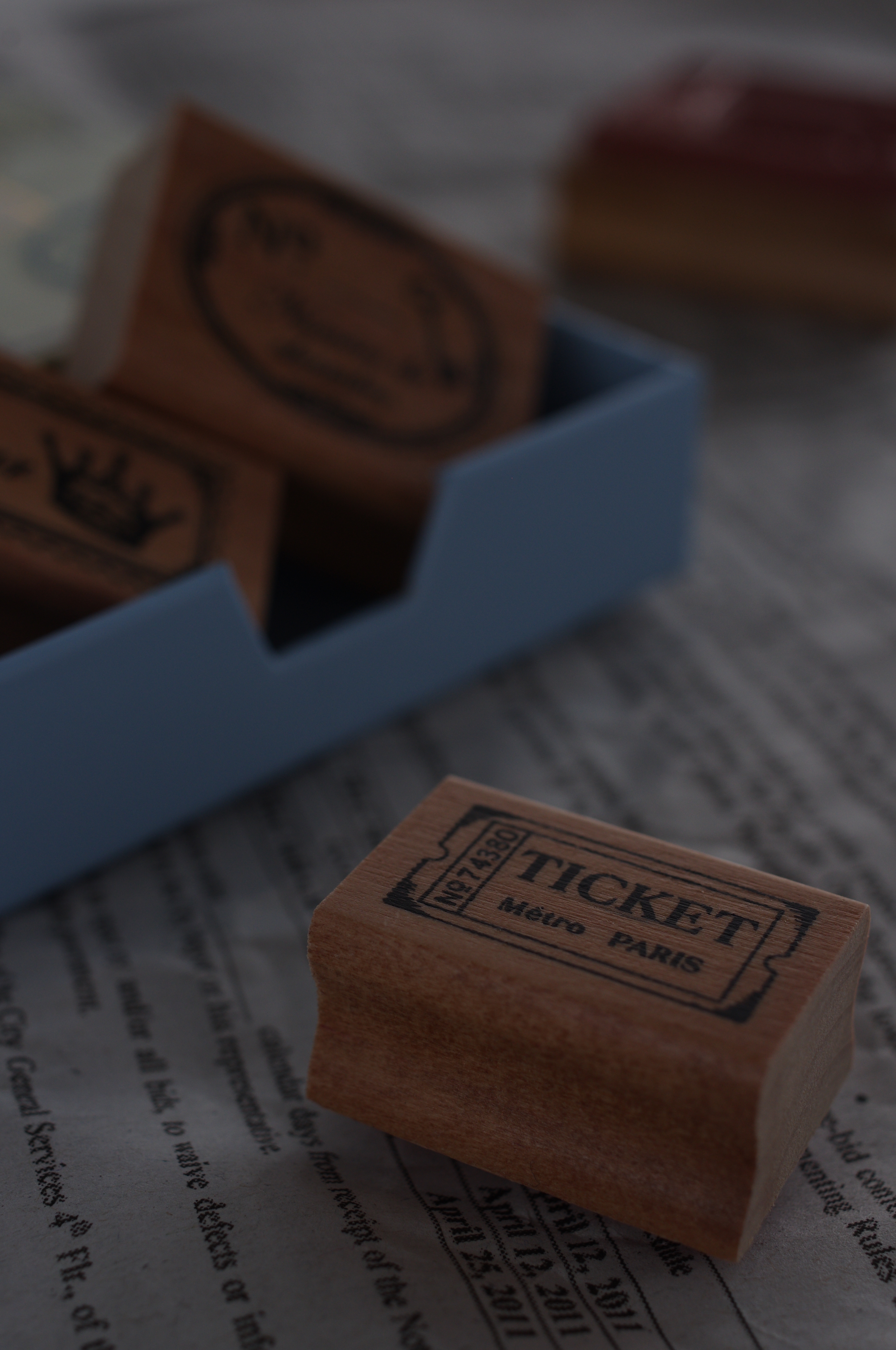 -2.0EV画面奥が黒ツブレしてしまいました