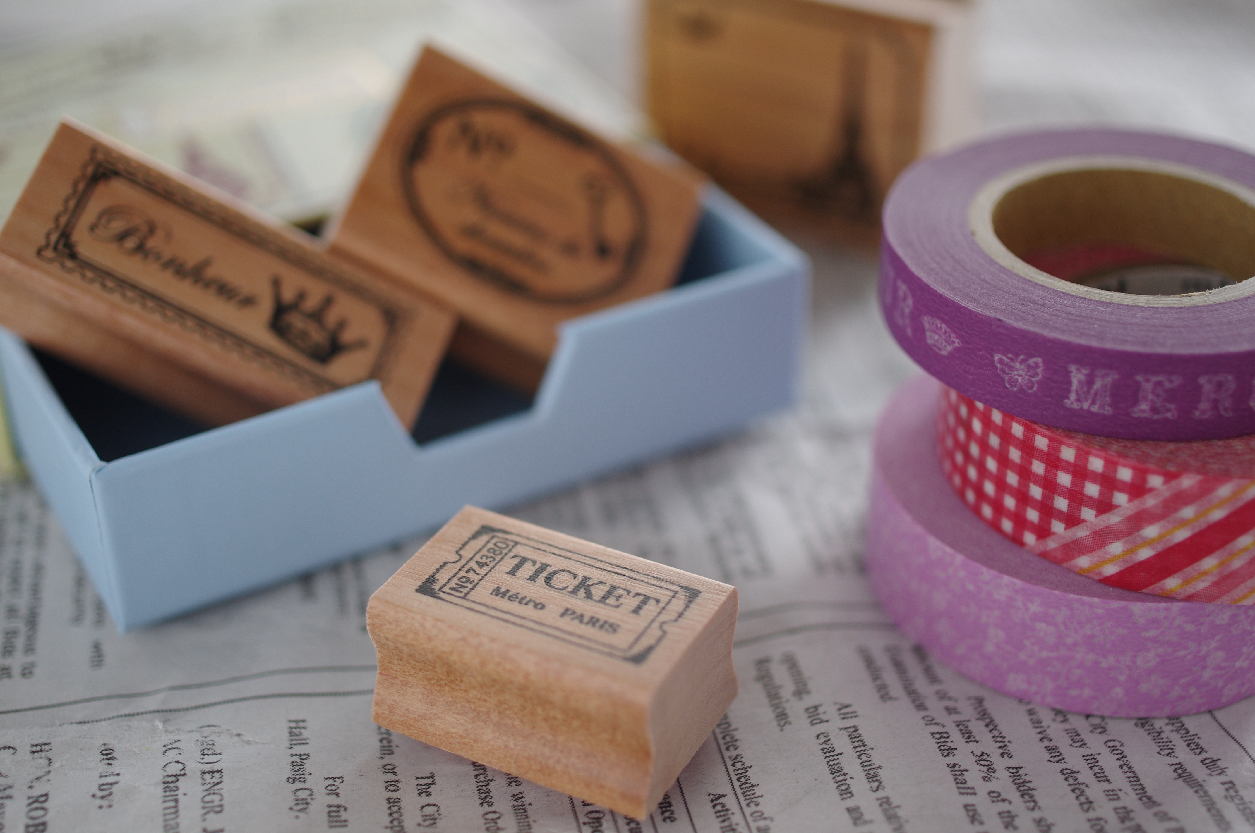 露出補正なし見たままの色合いに近いですが、このままではかわいらしいという雰囲気からは程遠いですね…