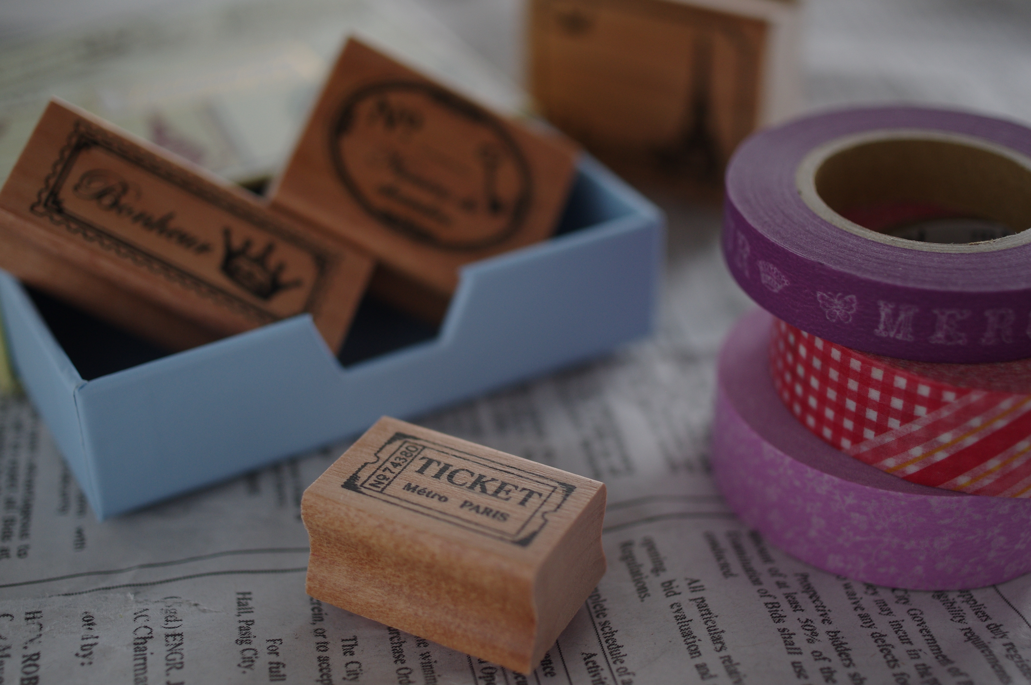 -1.0EV奥のスタンプはかっこいい色合いになりましたが、マスキングテープの色がくすんでしまいました