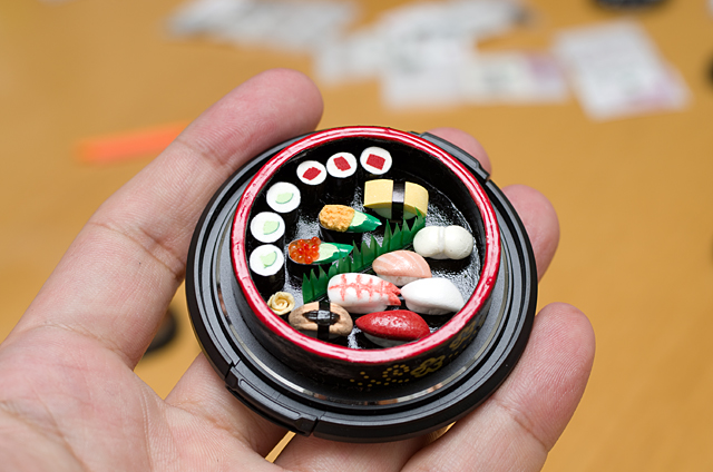 家紋やお寿司などのユニークな発想で勝負するのも、もちろんアリ。男性にもどんどんデコキャップの世界に入ってきてほしいと葵さんは語る