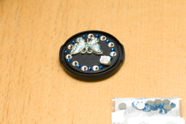 真冊さんのデコキャップ、ついに配置が確定！ …でも接着はこれからです