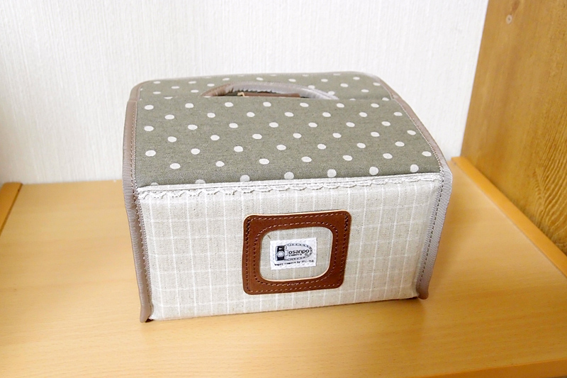 コンパクトなカメラなら、「カメラのおうち」もコンパクトに