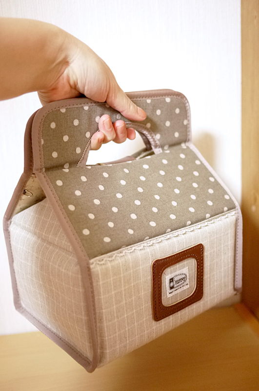 持ち運びもラクラク