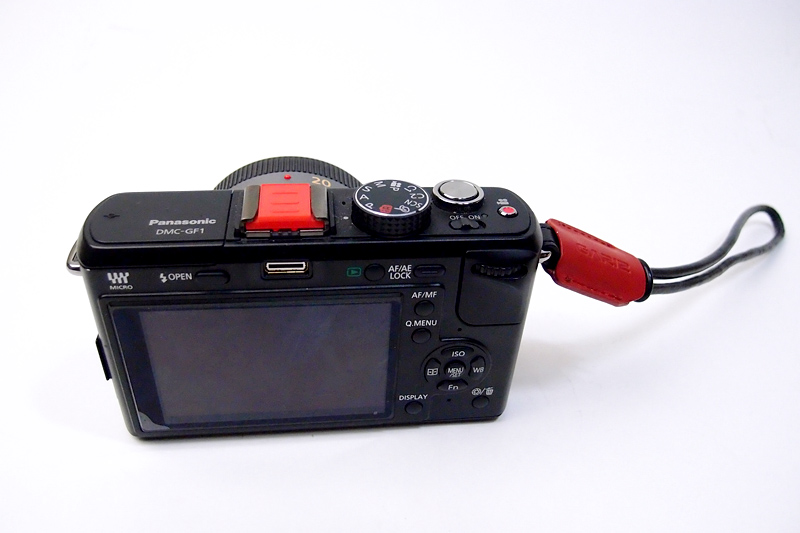 DMC-GF1の場合「外部ファインダー接続コネクター」はカバーできません