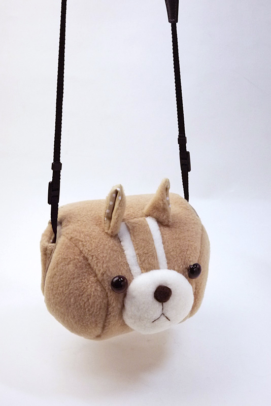 ネックストラップを使うとこんな感じに