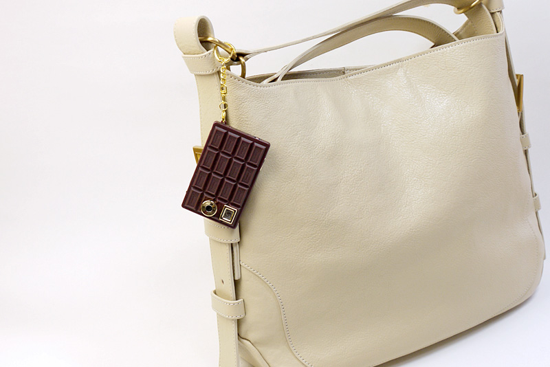 バッグに取り付けておけば、いつでもどこでも