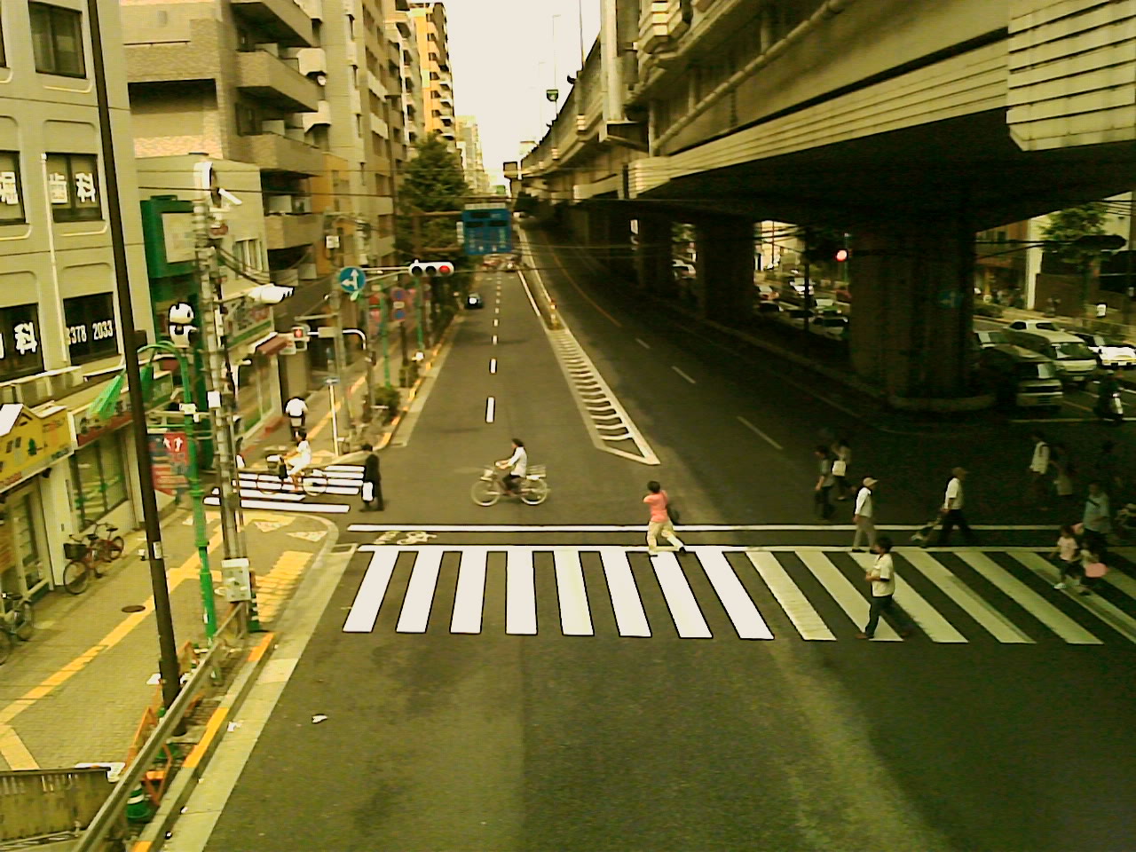 「こんな風に撮影する」の結果がこの通りの風合いに