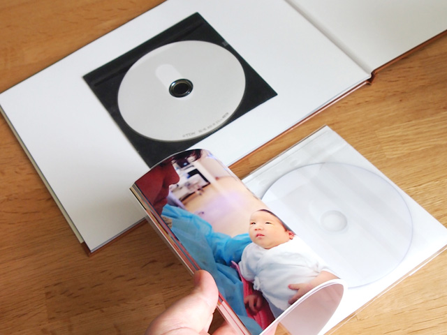 最近作りやすくなったフォトアルバムを作成しておけばディスクの保管にも便利