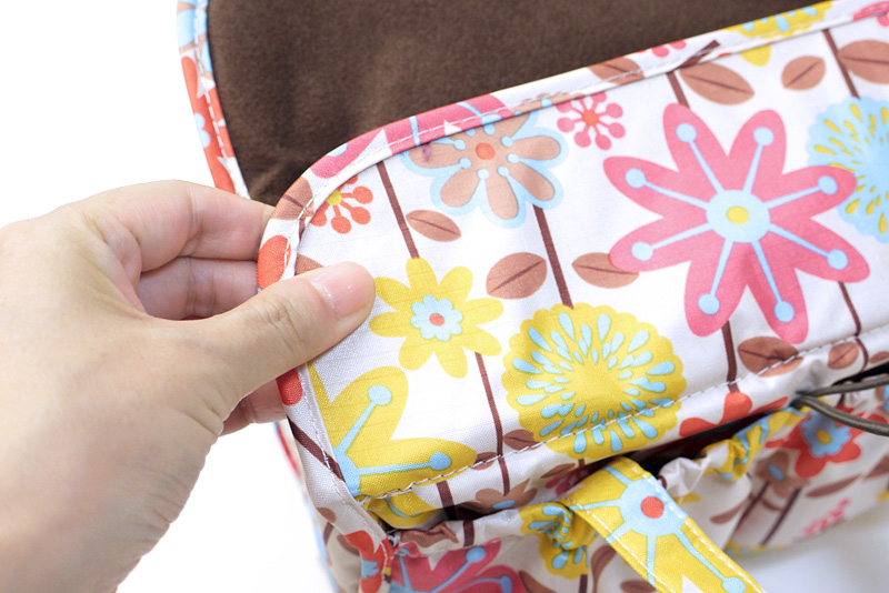 フタはしっかりした素材