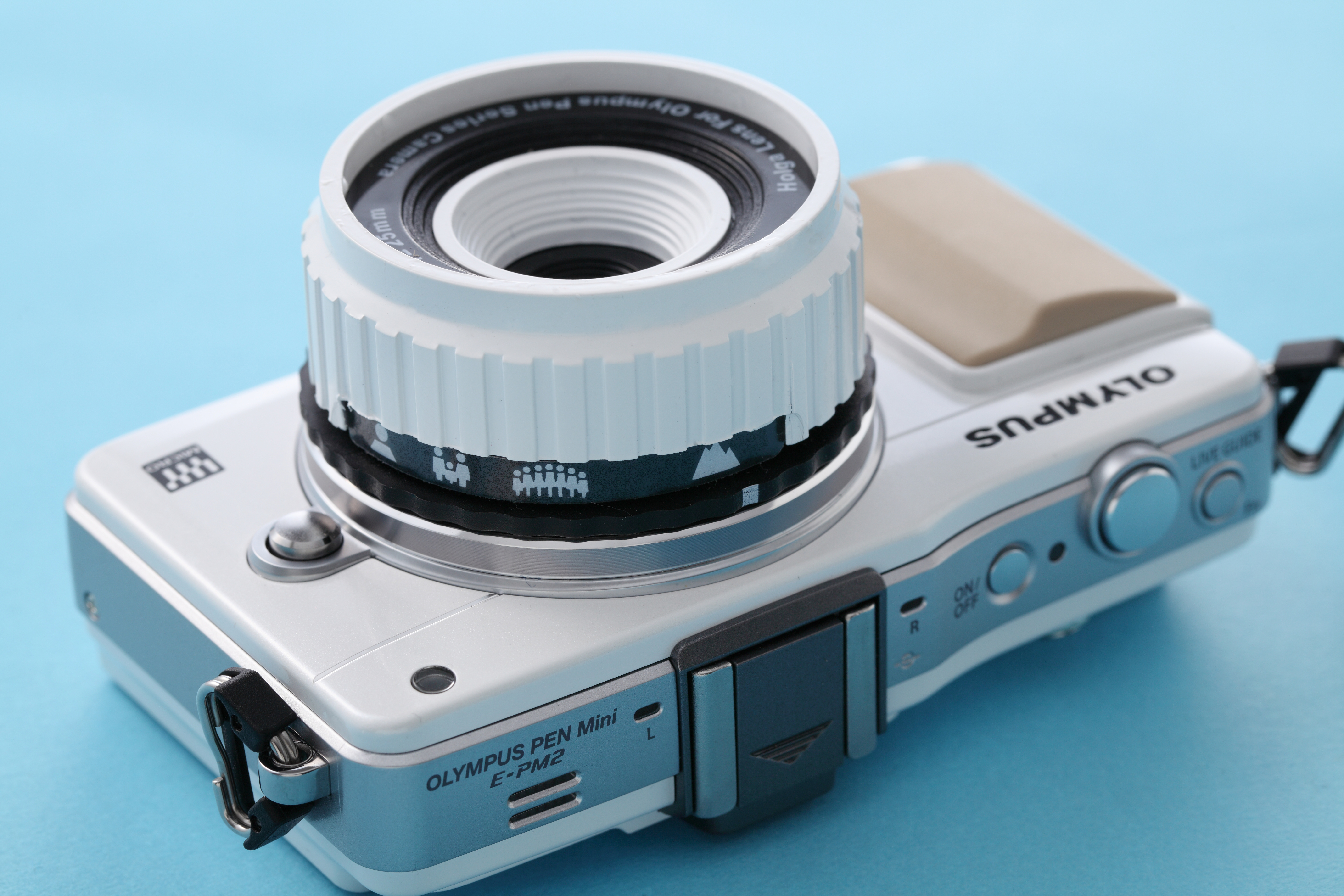 大雑把なフォーカス。ピントは4段階で合わせることができますが、かなりアバウトです。