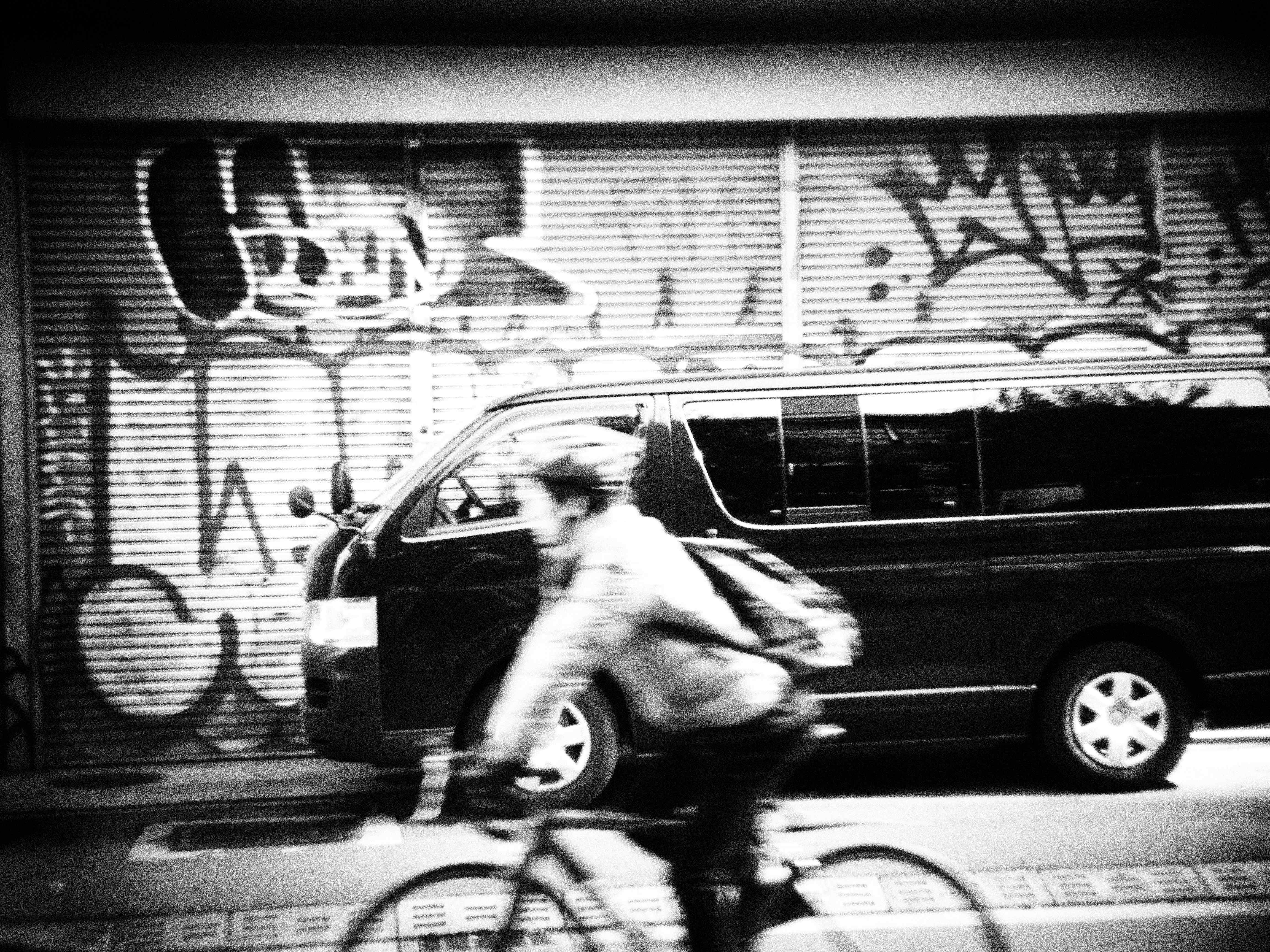 ラフモノクローム