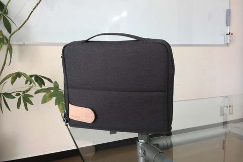 ミニレビュー コクヨの ハコビズ はフリーアドレス時代のツール収納改革 Impress Watch