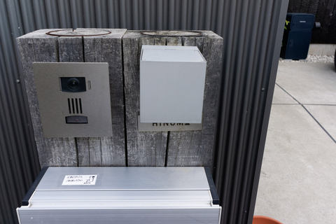 お手頃宅配ボックス スマポ を導入 生活が変わる便利さ Impress Watch