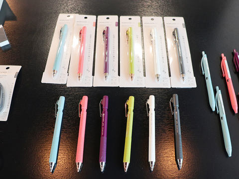 コクヨ、新ブランド「KOKUYO ME」。文具の色合いや質感を統一