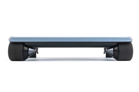 カバンに入る4輪電動モビリティ Walkcar 降りると止まる Impress Watch