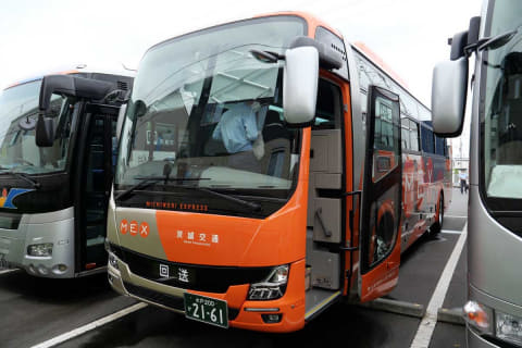 Visaのタッチ決済は高速バスに最適 茨城交通のキャッシュレス対応バスに乗る Impress Watch