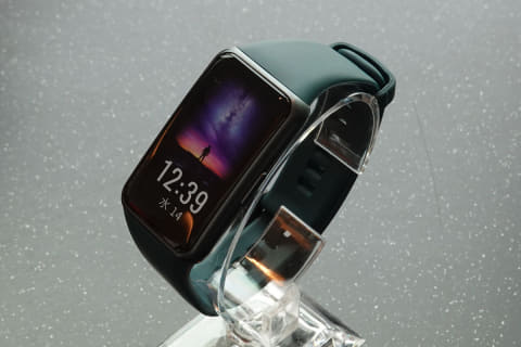 大画面化した Huawei Band 6 常時血中酸素測定や 縄跳び 対応 Impress Watch