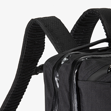 エース 背中の蒸れを軽減するビジネスリュック ラパックエアv2 Impress Watch