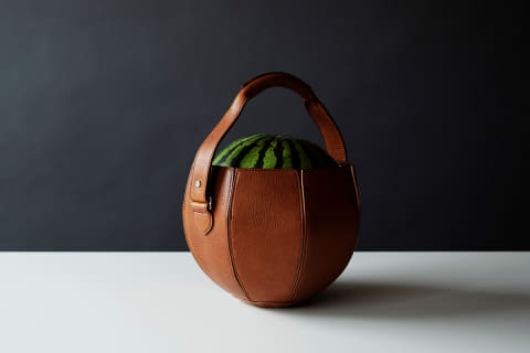 土屋鞄 スイカ専用バッグ イタリア牛革使用 Impress Watch