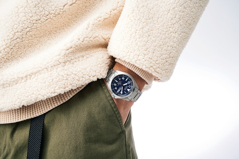 シチズン プロマスター クロノグラフ新色やミリタリー色のデイデイト Impress Watch