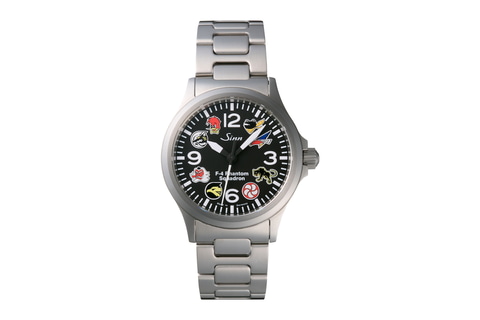 ジン 自衛隊f 4ファントム退役記念パイロットウォッチ Impress Watch