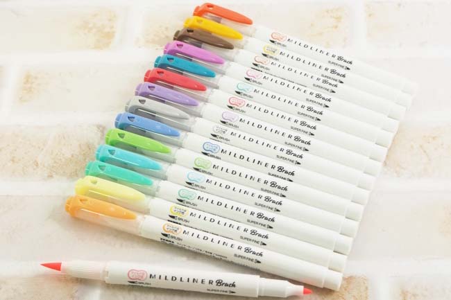 ゼブラ 筆タイプペン マイルドライナーブラッシュ 15色で手帳を装飾 Impress Watch