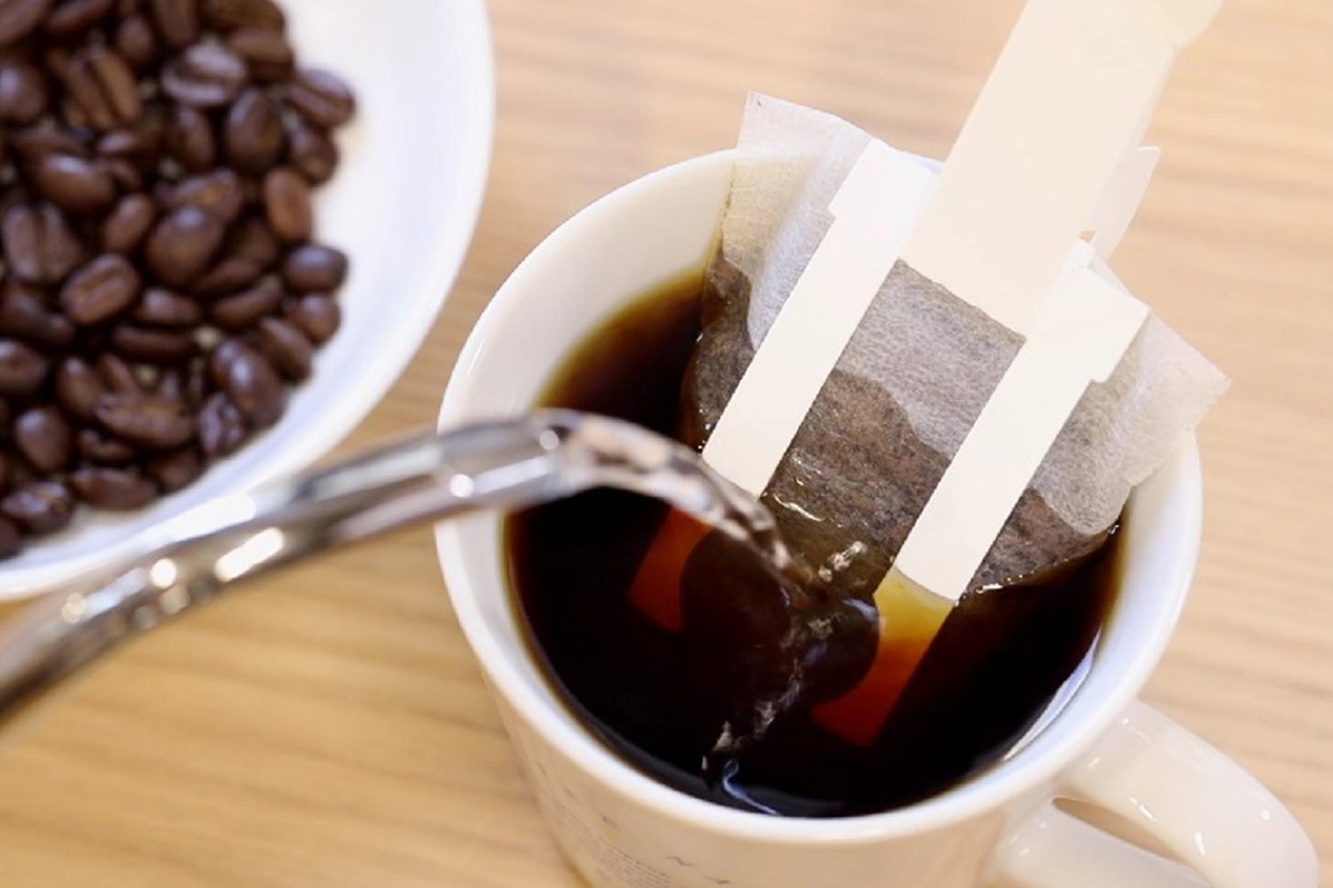 キーコーヒー、10秒で抽出できるレギュラーコーヒー「Jet Brew