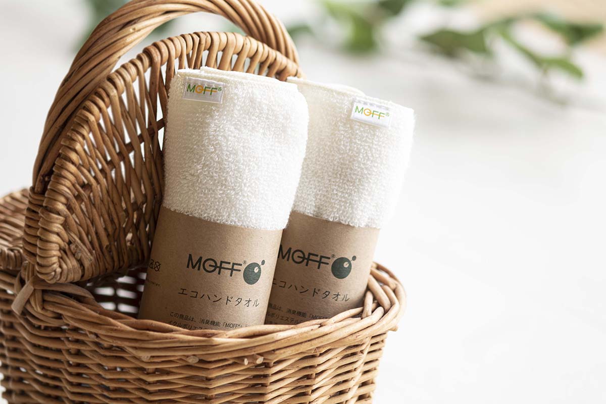 ビジネスシューズの消臭繊維を使ったハンドタオル。アシックス商事