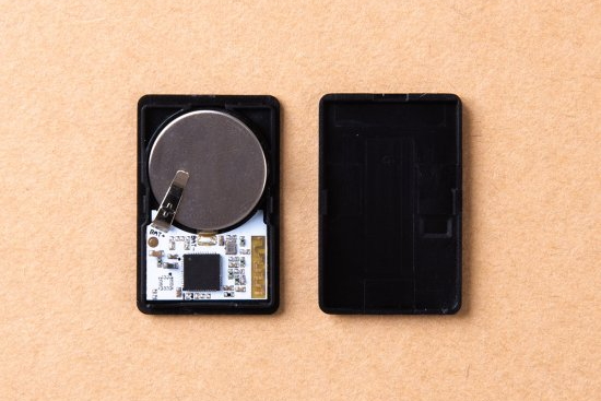 【エメラルド】【新品】【15個】MAMORIO RE (電池交換可能版) 電池交換式の紛失防止タグ「MAMORIO RE」、1個入りパッケージ発売