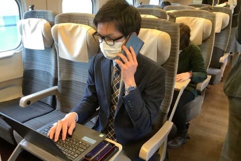 新幹線オフィス車両」に指定席導入。「はやぶさ」と「はやて