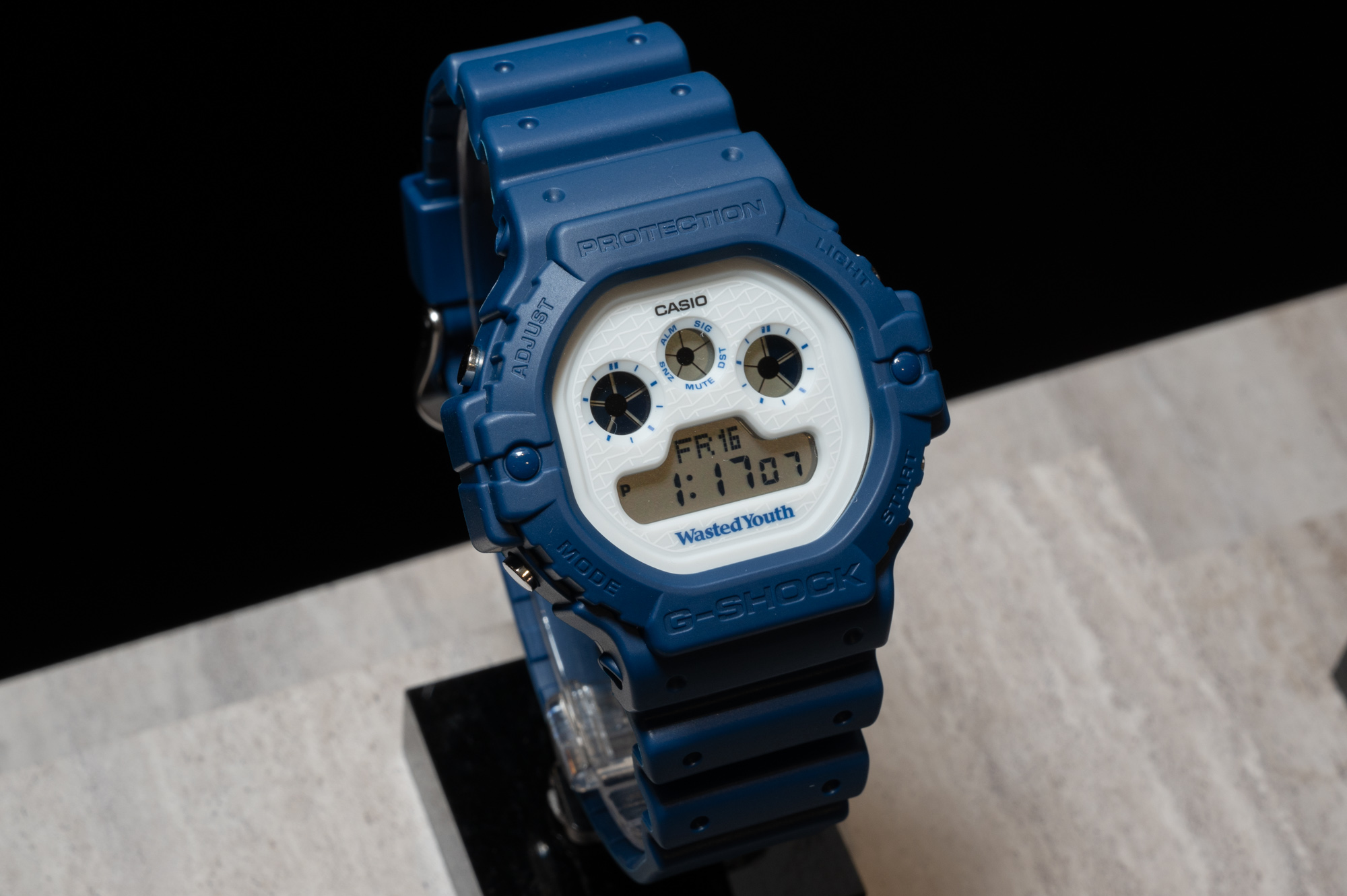 殿堂 新品 GSHOCK Wasted Youth コラボ DW-5900WY-2JR tdh