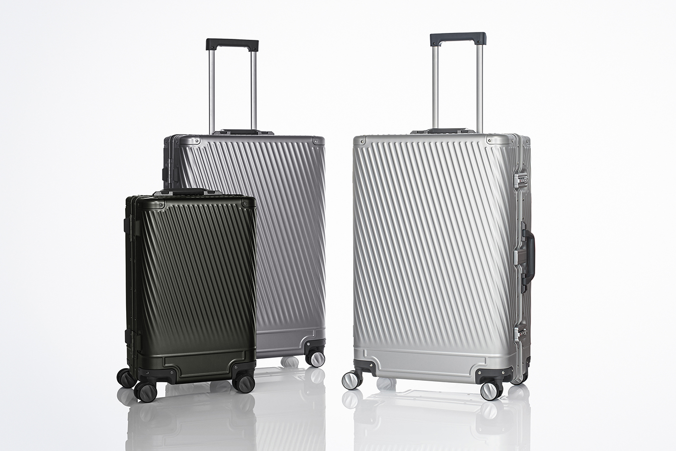 エース、内装に抗菌加工した軽量スーツケース「アルゴナム2-Z