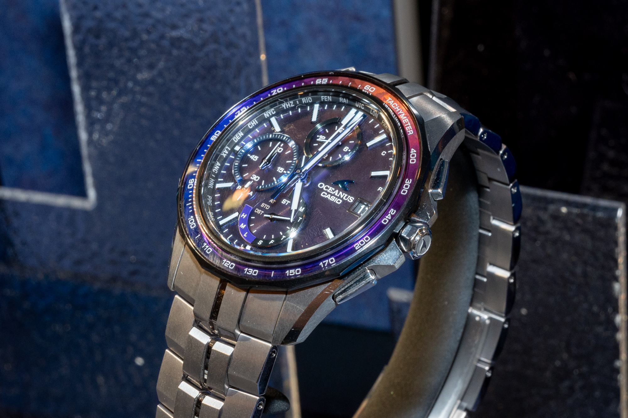 オシアナス マンタ、模様+グラデーションで魅せる新作 - Impress Watch