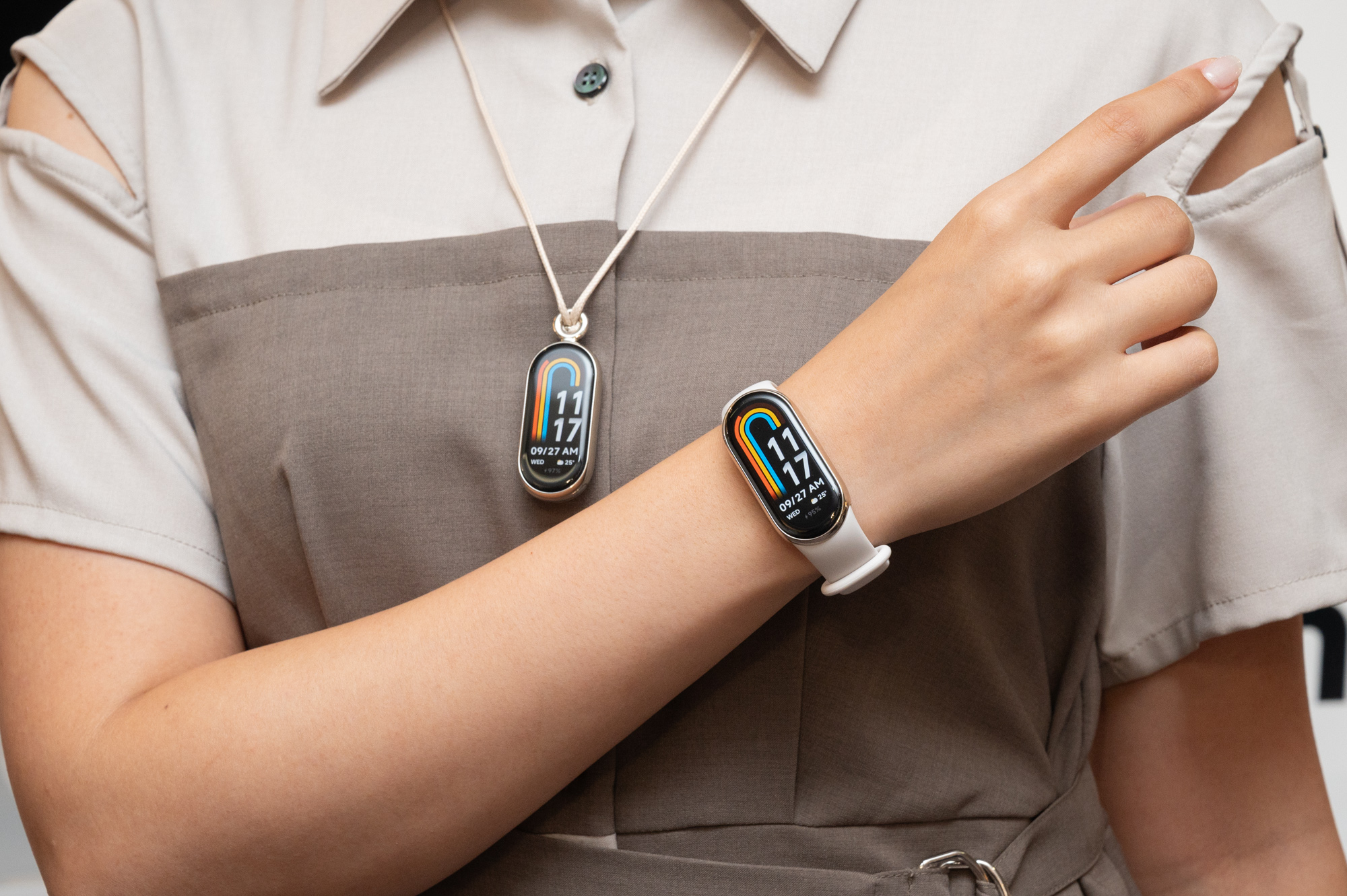 Xiaomi Smart Band 8 ゴールド 本体 Xiaomi Smart Band 8 ゴールド スマートウォッチ 本体