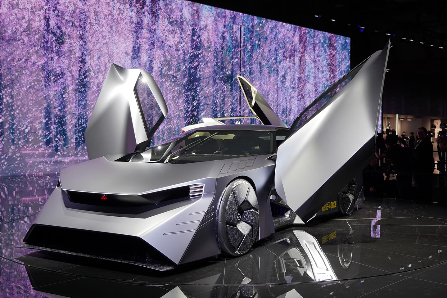 BEVスポーツカー大豊作 スポーツカー好きが歩く「モビリティショー2023 
