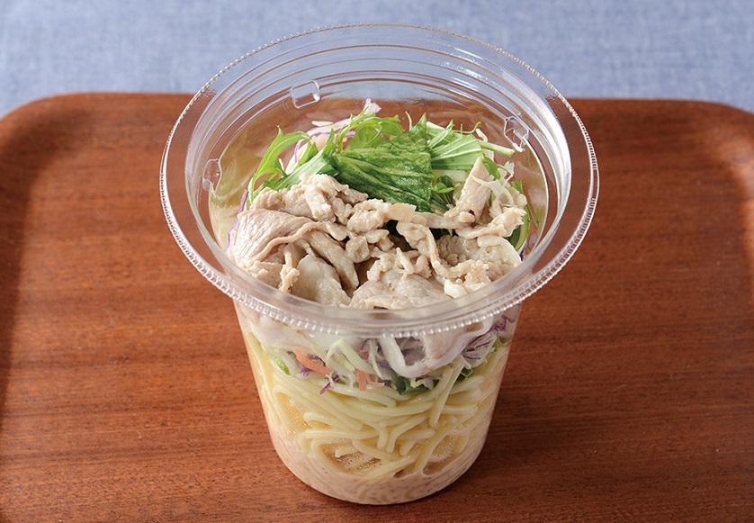 ローソン、容器を振って食べる「パスタサラダ」 - Impress Watch