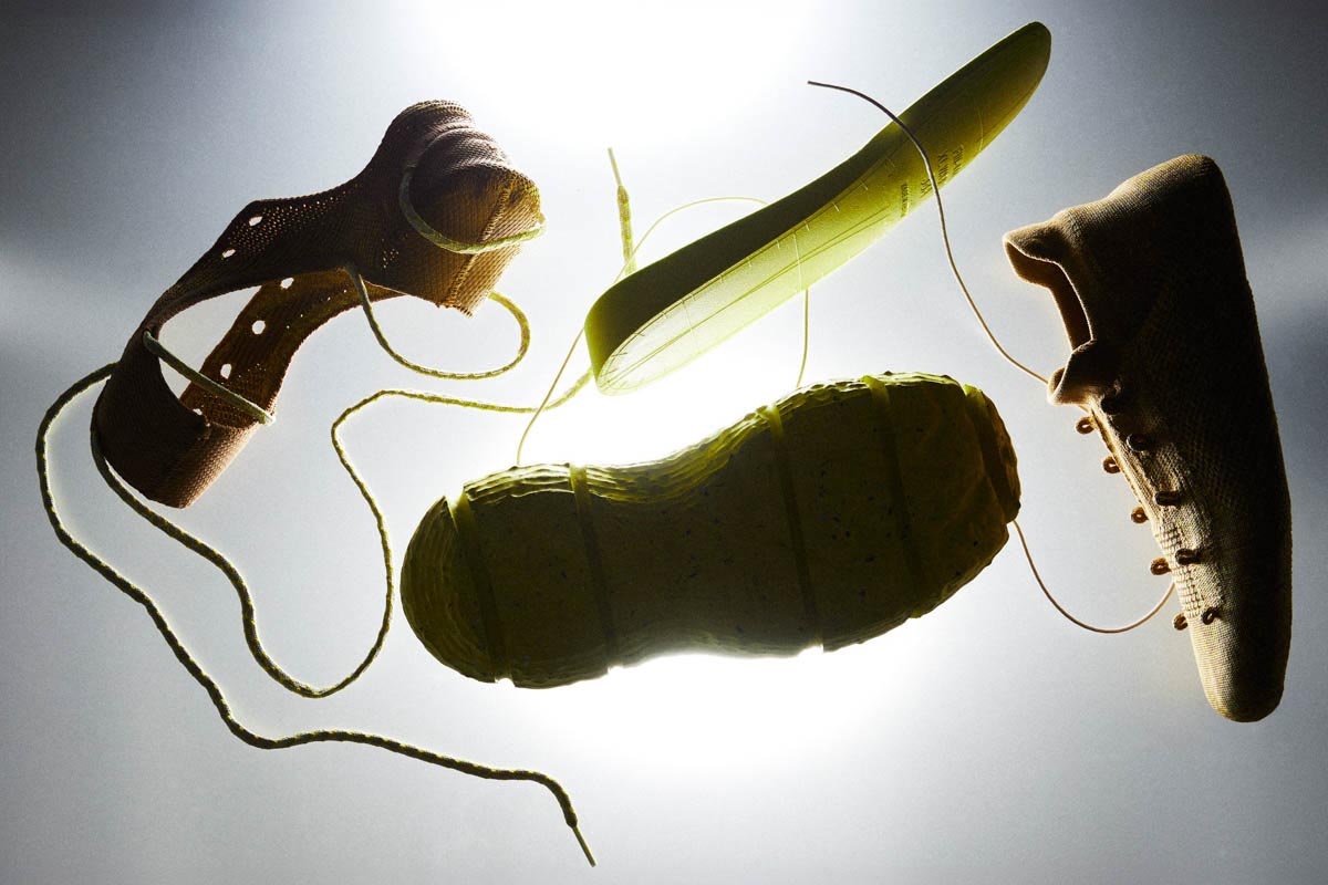 RUSSELUNO ラッセルノ ×REVENGESTORM スパイクレスシューズ CAMPER、組立シューズ「ロク」に新色 カスタマイズは1296通り