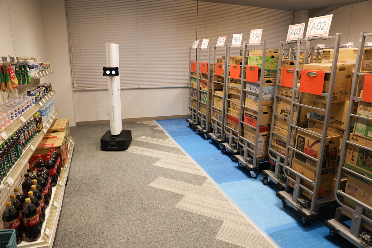 PFN、AI活用リテールソリューション 社歴1日でもスムーズな品出し
