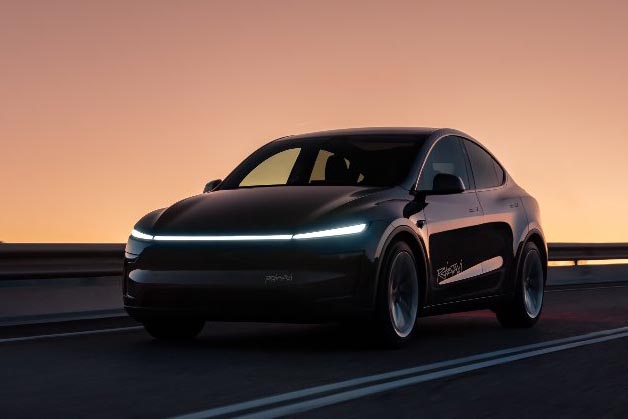 テスラ「ロボタクシー」米国で開始 4.2ドルの固定料金 - Impress Watch