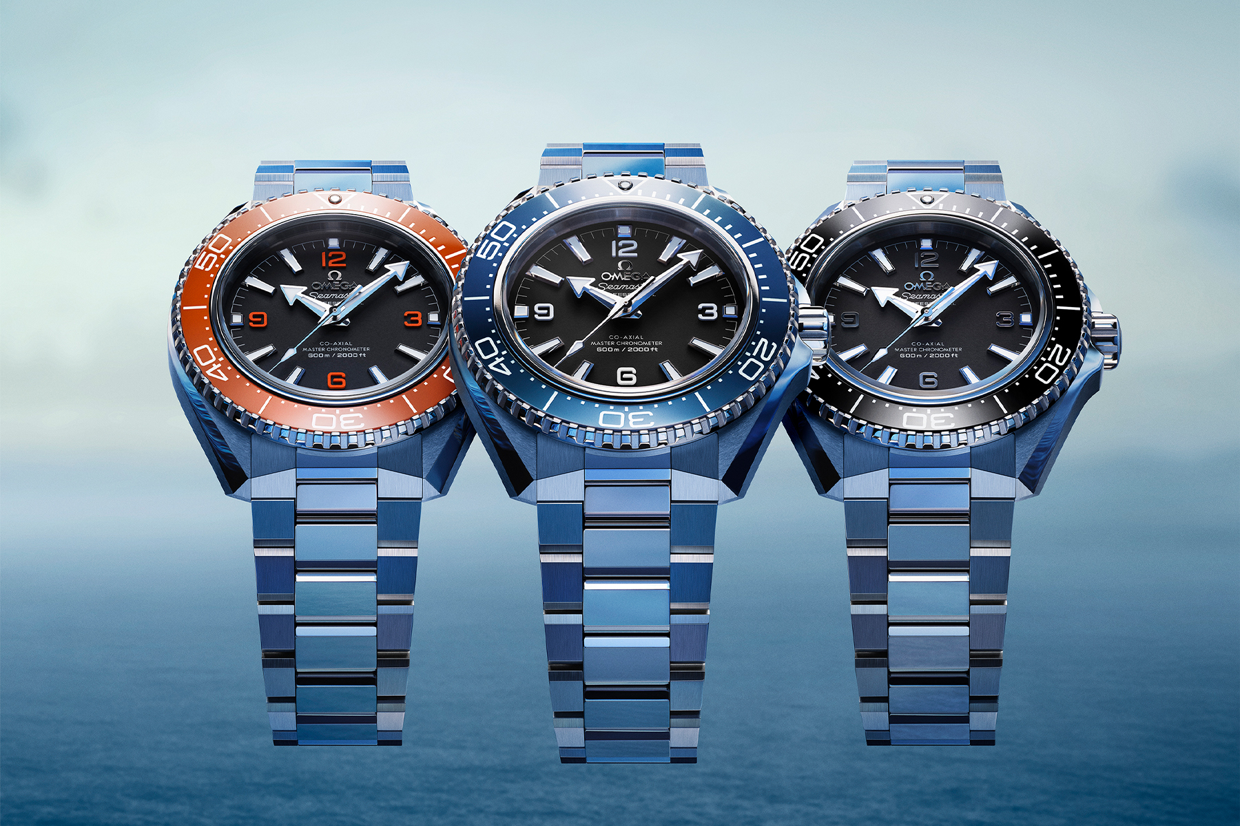 オメガ、新型プラネットオーシャン 小径化しシャープなデザインに
