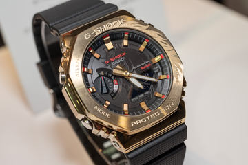 世界最強馬「イクイノックス」引退記念 純金プレート・純金カード