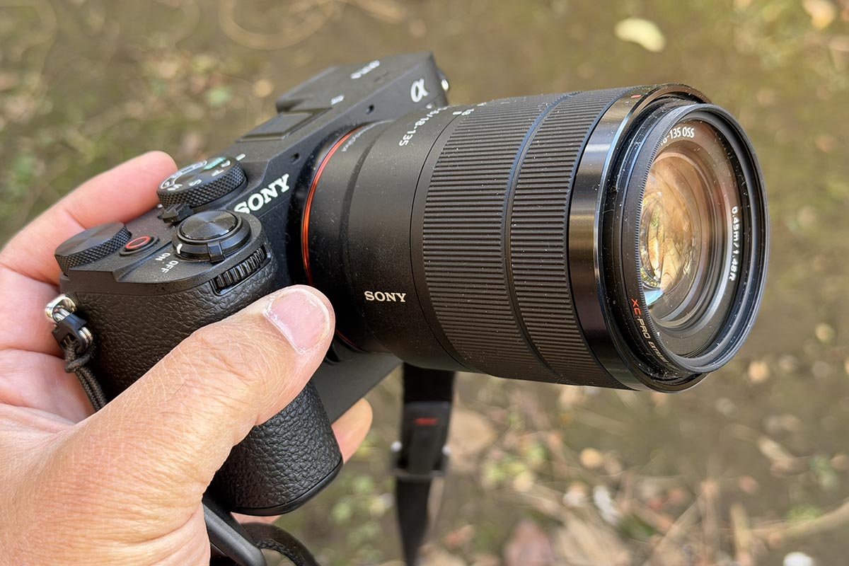 ソニー「α7CII」、ガーミン「tactix 8」、海でも山でもスターリンク