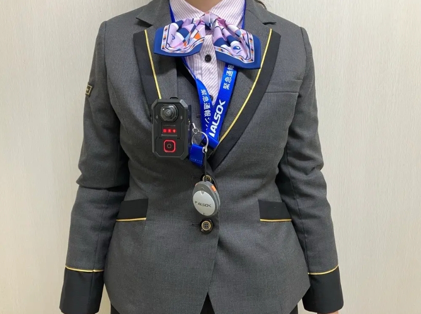 小田急線、カスハラ対策で全70駅にウェアラブルカメラ